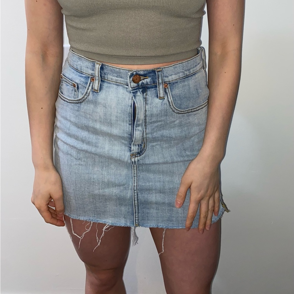 Wilfred Free Denim Skirt